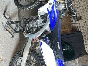MOTO CROSS 250 YZF