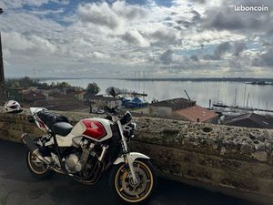 HONDA CB 1300 ABS (MODÈLE UNIQUE)