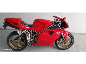 DUCATI SUPERBIKE 748 S STRADA BIPOSTO 23825 KMS 27/11/1998 MODÈLE 1999 MOTO ENTIÈREMENT D'ORIGINE DE 28 ANS BIENTÔT COLLECTION , AUCUNE BIDOUILLE DESSUS ,JUSTE 
