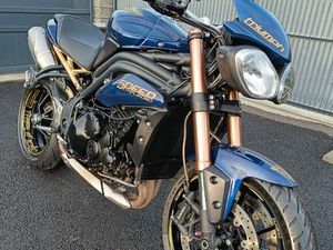 TRIUMPH SPEED TRIPLE 1050 ABS