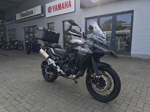 BENELLI TRK 502 X MIT TOMTOM UND TOP CASE