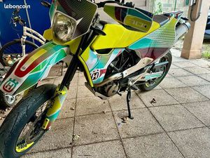 HUSQVARNA SM 701 NEUVE