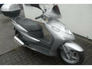 ZU VERKAUFEN ROLLER HONDA 125 MIT FRISCH M,F,K CANTON LUCERNE -