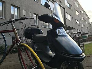 2X HONDA SPACY (1X FAST GANZ UND 1X ERSATZTEILLAGER) CANTON ZURICH -