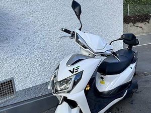 E ROLLER CANTON GRISONS -