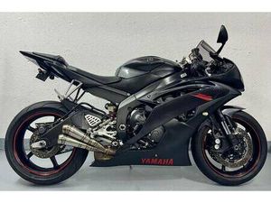 YAMAHA YZF R6 RJ15 CANTON ZURICH -