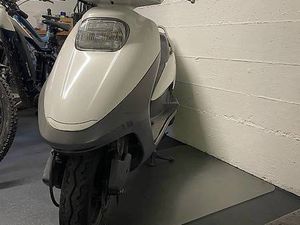 HONDA SPACY 125 CANTON BERNE -
