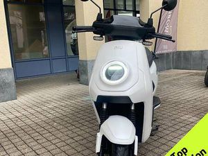 NIU MQI GT 100 | 100 KM/H | 802 KM | 18 MONATE GARANTIE CANTON SCHWYTZ -