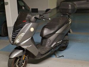 CITYSTAR 50 2T + TOP CASE ET CASQUE