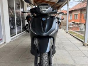 PIAGGIO BEVERLY 300 HPE