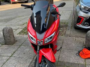 SCOOTER APRILIA SXR 50