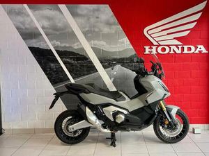 ② HONDA X-ADV 750 (ANNÉE DE CONSTRUCTION 2025)