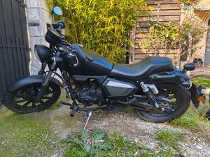 KEEWAY SUPERLIGHT 125