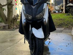 YAMAHA XMAX 400 – 2016 – BON ÉTAT MÉCANIQUE