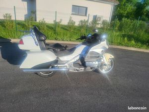 MOTO GOLD 1800 ABS 2013