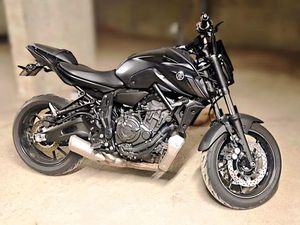 YAMAHA MT-07 A2 – 2021 – ÉDITION BLACK – 7 000 KM