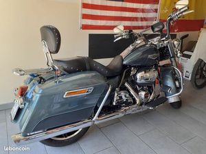 VENTE HARLEY DAVIDSON ROADKING FLHR B