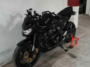 KAWASAKI - Z750