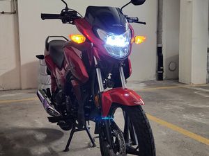 CB 125F