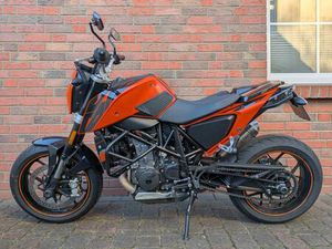 KTM 690 DUKE