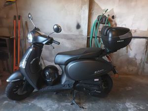 SCOOTER ZAHARA 125 CC..PRATICAMENTE NOVA. 1800 EUROS OLIVEIRA DE AZEMÉIS, SANTIAGO DE RIBA-UL, UL, MACINHATA DA SEIXA E MADAIL