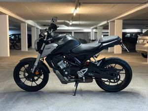 MOTORRAD HONDA CB125R | SCHWARZ, EZ 2018