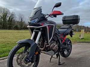 AFRICA TWIN 1100 DCT