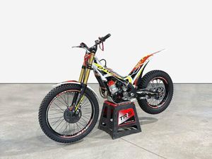 MOTO NEUVE: TRS ONE 280 RR RAGA RACING