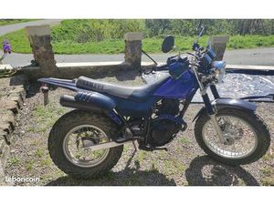 SUPERBE YAMAHA 125 TW FAIBLE KILOMÉTRAGE