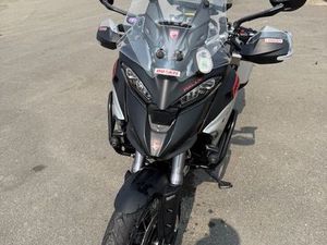 MULTISTRADA V4 RALLY ADVENTURE TRAVEL & RADAR