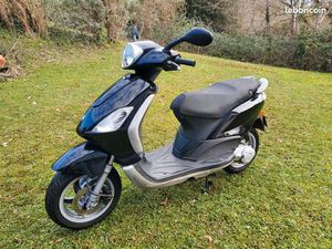 PIAGGIO FLY 2T