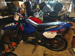 CAGIVA W8