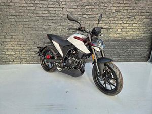 ② NOUVEAU MALAGUTI DRAKON 125 CC