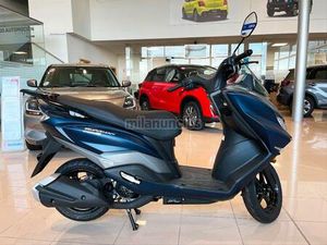 SUZUKI - BURGMAN STREET 125