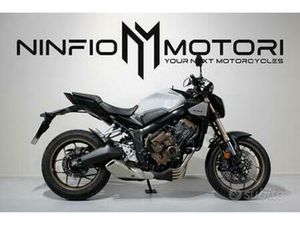 HONDA CB 650 R E-CLUTCH - 2024