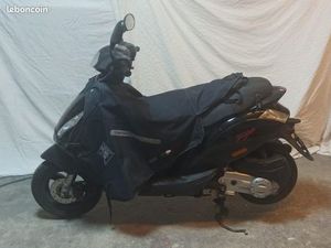 PIAGGIO ZIP 4T