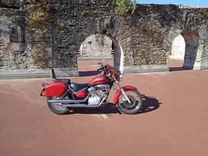 125 INTRUDER SUZUKI 2002