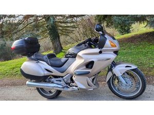 HONDA DEAUVILLE 650 CT-OK