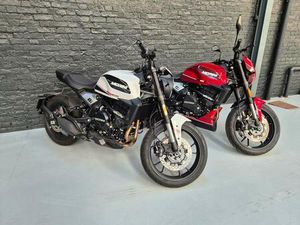 ② MOTO MORINI SEIEMMEZZO 650 STR - DÉMO - 2 PIÈCES