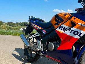 HONDA CBR125R