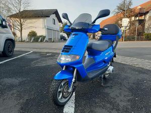 PIAGGIO SKIPPER ST125 - 2.700 KM - NEUE REIFEN - ORIGINAL TOPCASE