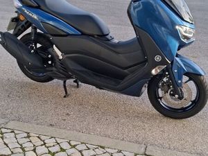 YAMAHA NMAX 125 COM POUCO USO CORROIOS