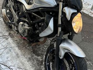 SUZUKI GLADIUS SFV650A