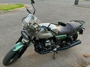 MOTO GUZZI V7 CENTENARIO