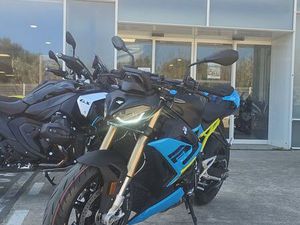 BMW S1000 R 2025