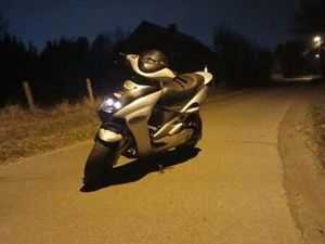 MALAGUTI FAIERFOX F15 2 TAKT WATERGEKOELD SCOOTER — SCOOTERS | SYM — MARKTPLAATS