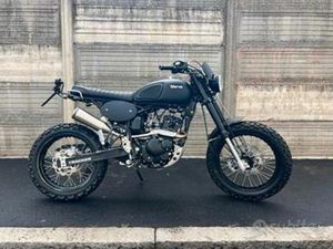 VERVE MOTO TRACKER 125 NUOVA. ENDURO SCRAMBLER