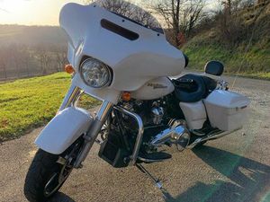 HARLEY DAVIDSON STREET GLIDE SPÉCIAL