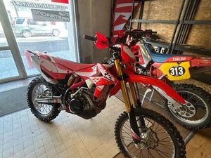 BETA 430 RR ENDURO – 1ÈRE IMMAT 2021 – ÉTAT IMPECCABLE – 35H – 5000 (NÉGOCIABLE RAISONNABLEMENT)