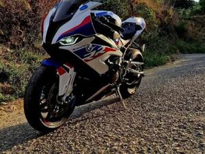 BMW S 1000 RR M BIANCO